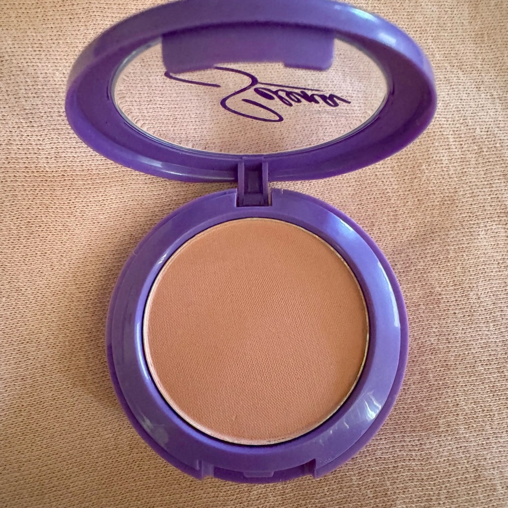 MAC Selena Blush Pweer La Reina Blush by MAC Cosmetics Color #05 Rare HTF New - Picture 4 of 7